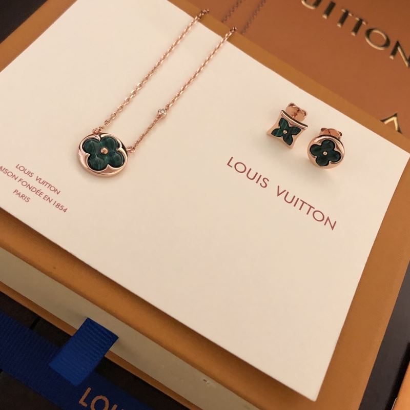 Louis Vuitton Necklaces